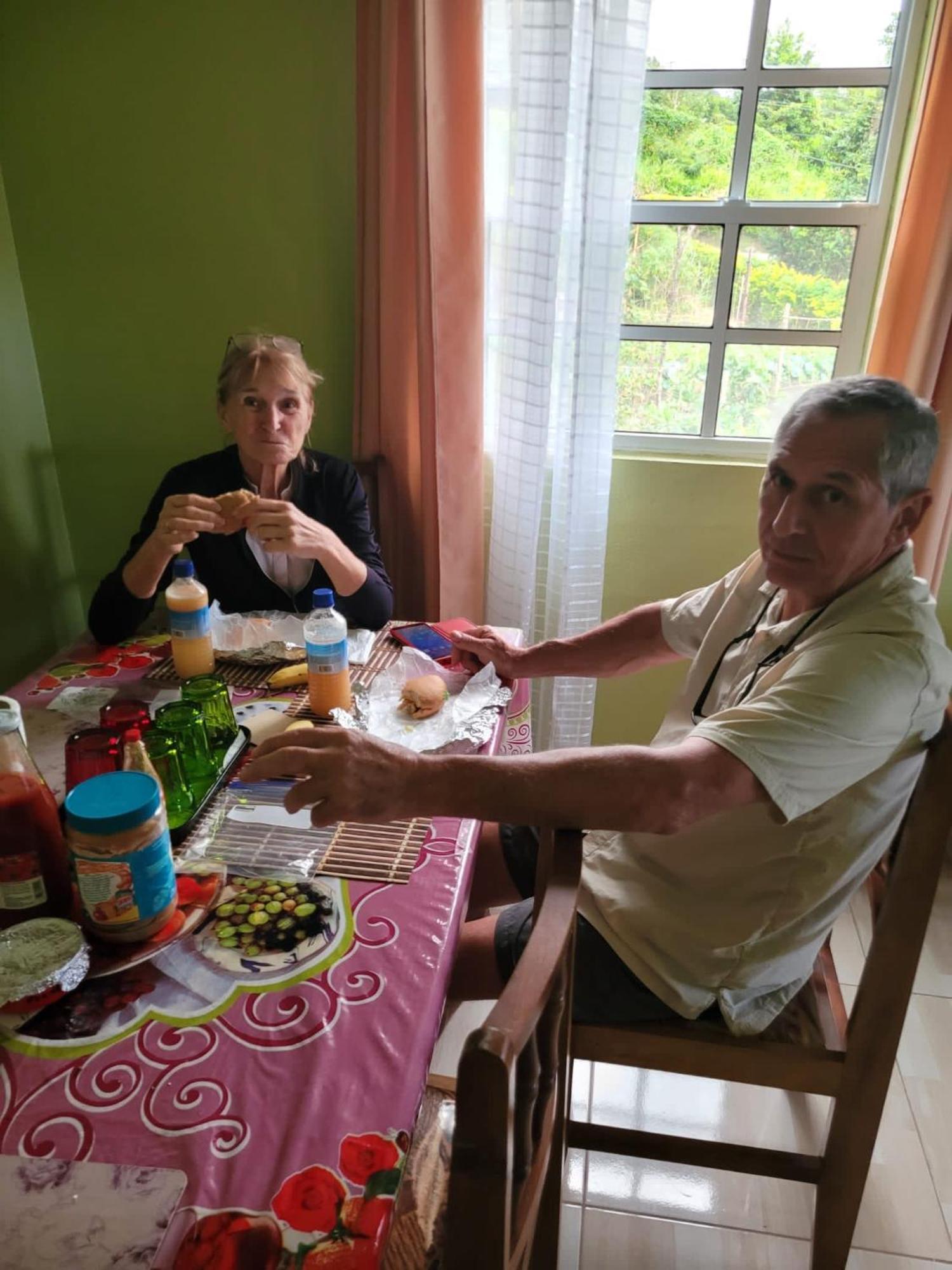 Tim'S & Mag'S Home Stay Roseau Zewnętrze zdjęcie